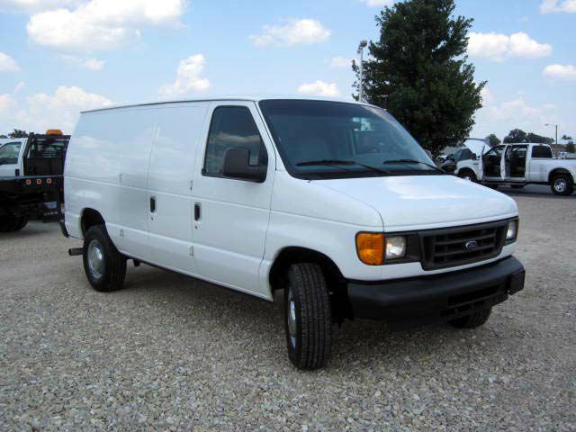 2006 Ford Econoline GT Deluxe Bullitt