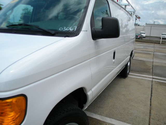 2006 Ford Econoline Awd-turbo