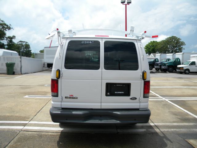 2006 Ford Econoline Awd-turbo