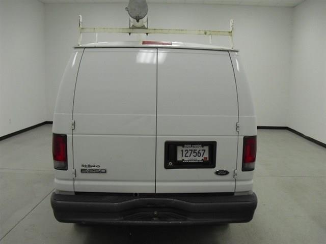 2006 Ford Econoline Unknown