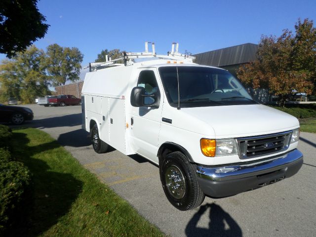 2006 Ford Econoline GT Deluxe Bullitt