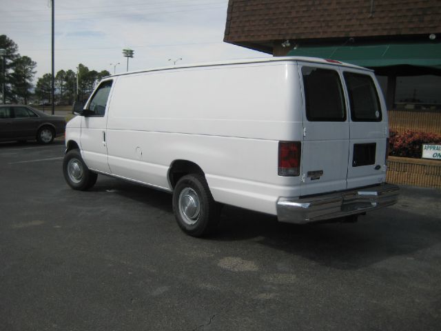 2006 Ford Econoline 4dr 4WD SLE Commercial