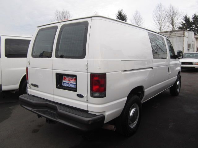 2006 Ford Econoline GT Deluxe Bullitt