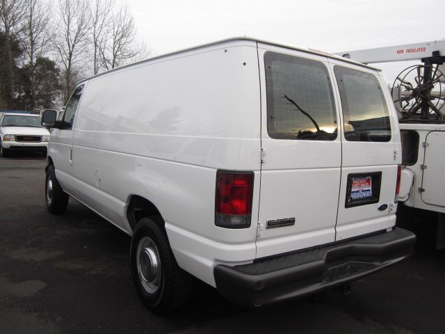 2006 Ford Econoline GT Deluxe Bullitt