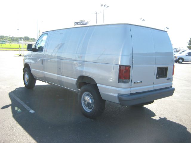 2006 Ford Econoline Awd-turbo