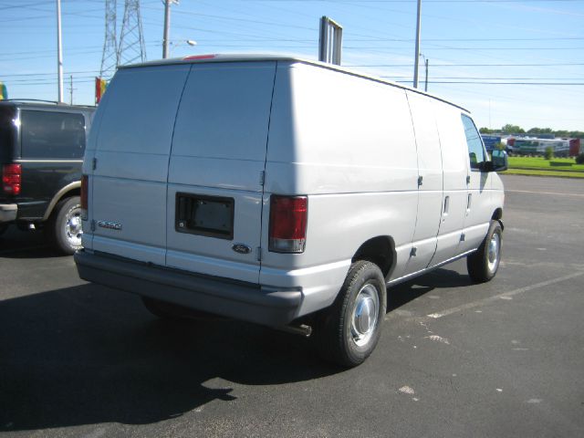 2006 Ford Econoline Awd-turbo