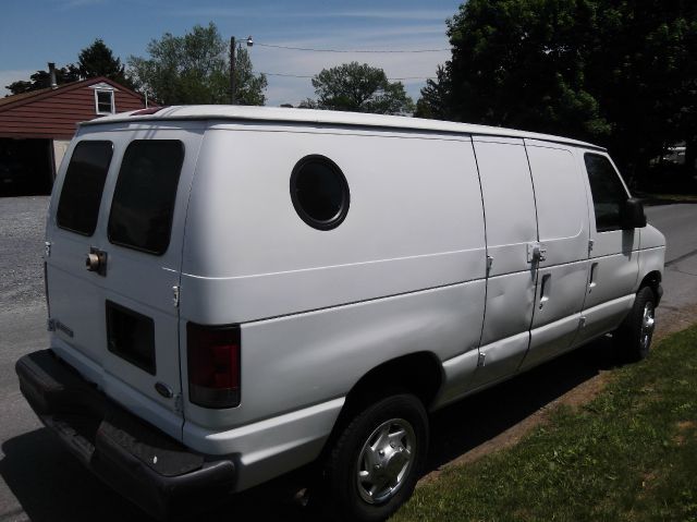 2006 Ford Econoline Awd-turbo