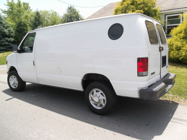 2006 Ford Econoline Awd-turbo