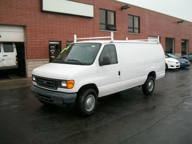 2006 Ford Econoline 2.5 S Model