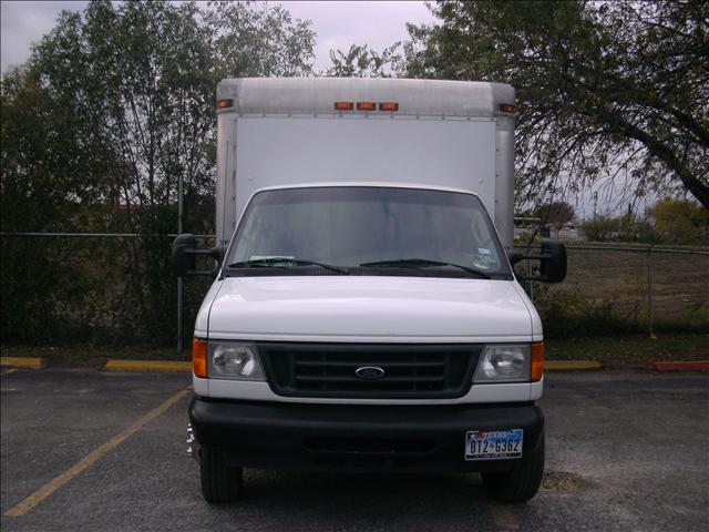 2007 Ford Econoline Unknown