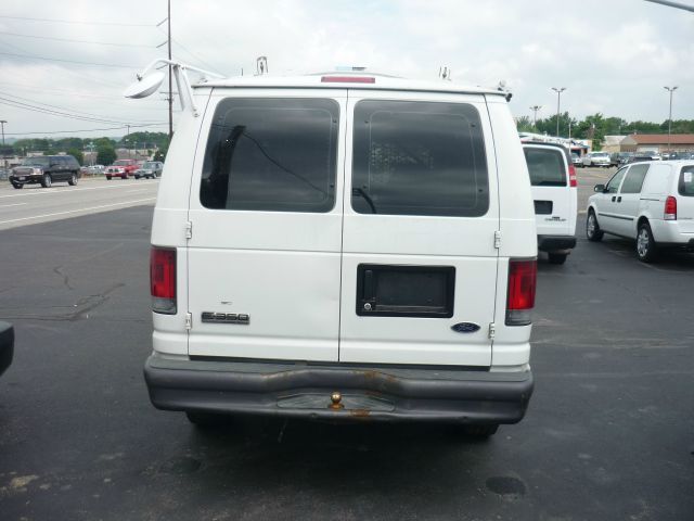 2007 Ford Econoline GT Deluxe Bullitt