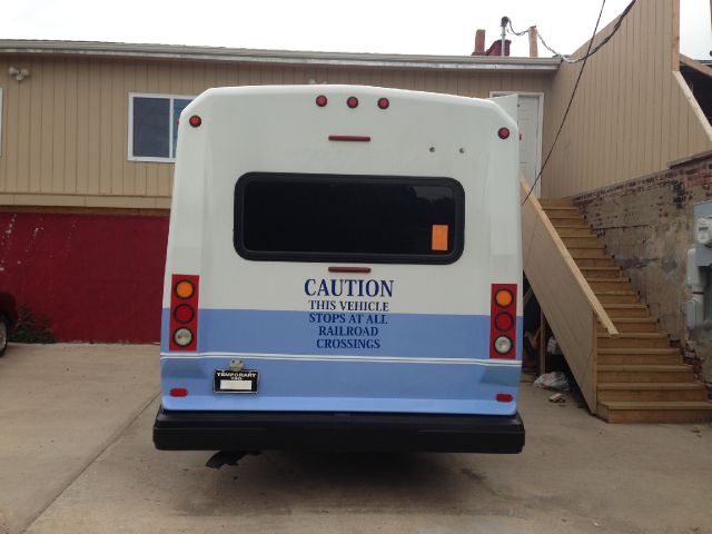 2007 Ford Econoline 3.8 Sedan