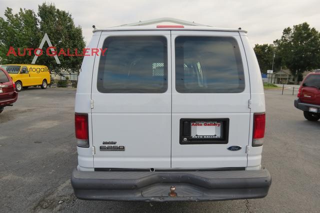 2007 Ford Econoline Unknown