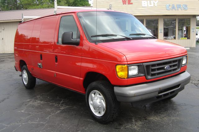 2007 Ford Econoline SE Truck