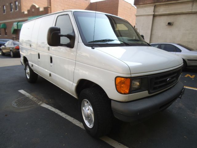 2007 Ford Econoline Awd-turbo