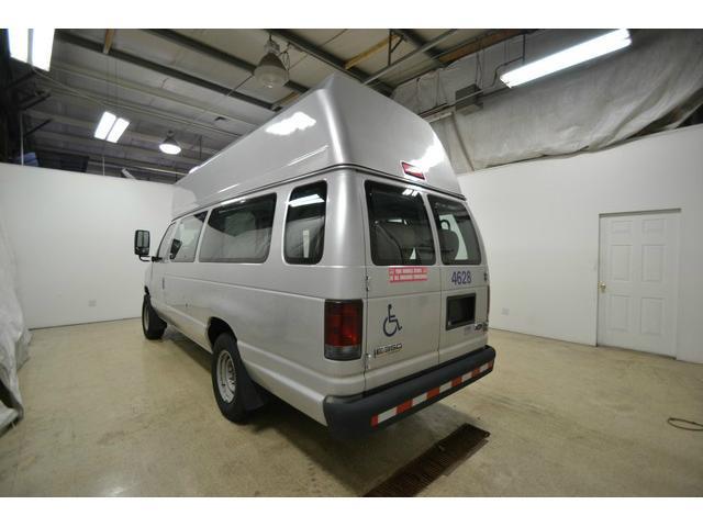 2008 Ford Econoline 4X4 SV W VTP