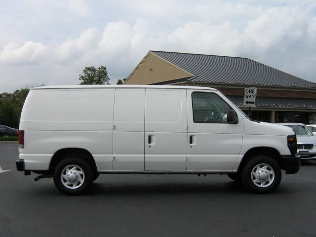 2008 Ford Econoline Unknown