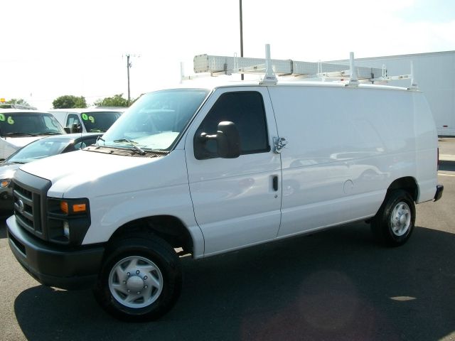 2008 Ford Econoline GT Deluxe Bullitt