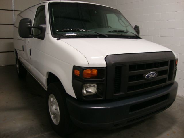 2008 Ford Econoline GT Deluxe Bullitt