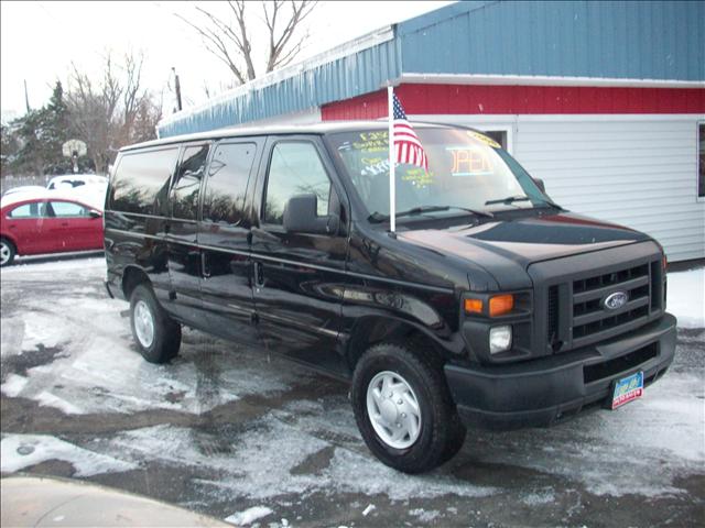 2008 Ford Econoline Overland 4X4