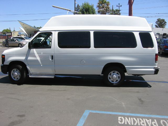 2008 Ford Econoline 2dr I4 Auto EX-L PZEV