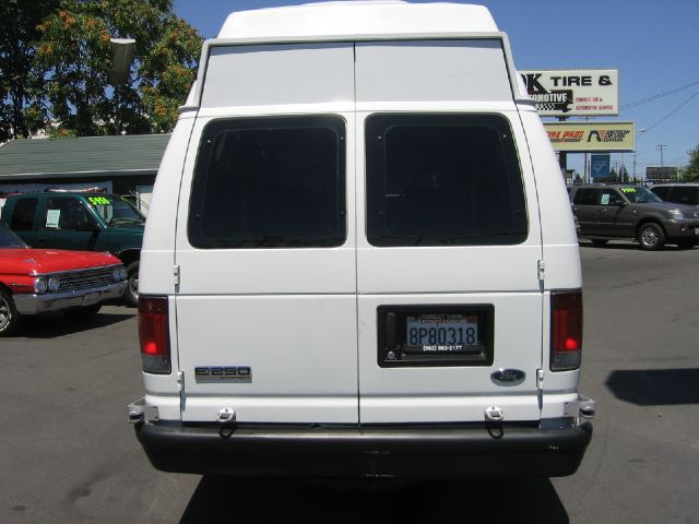 2008 Ford Econoline 2dr I4 Auto EX-L PZEV