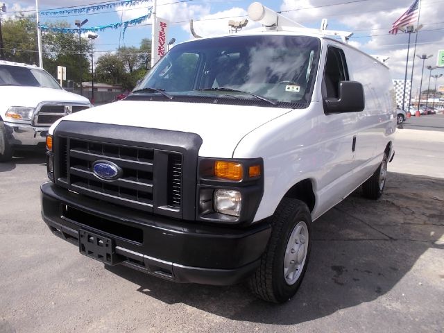 2008 Ford Econoline SE Truck