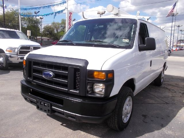 2008 Ford Econoline SE Truck