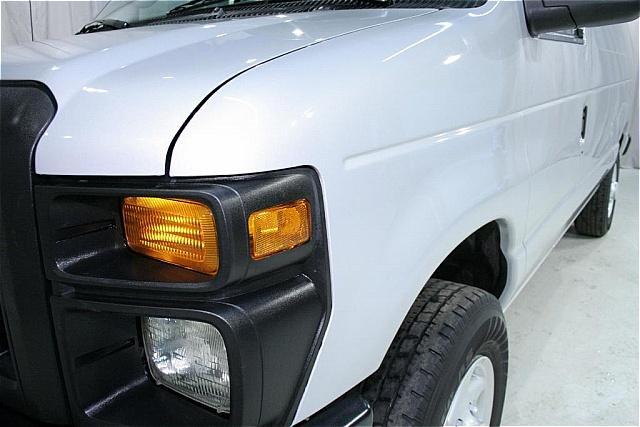 2008 Ford Econoline Sedan 1.8 S