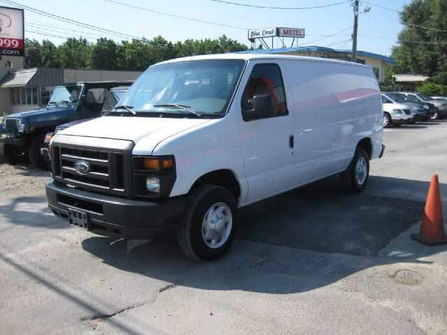 2008 Ford Econoline SE Truck