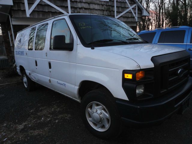 2008 Ford Econoline SE Truck