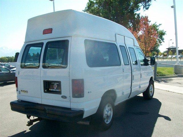 2008 Ford Econoline Unknown