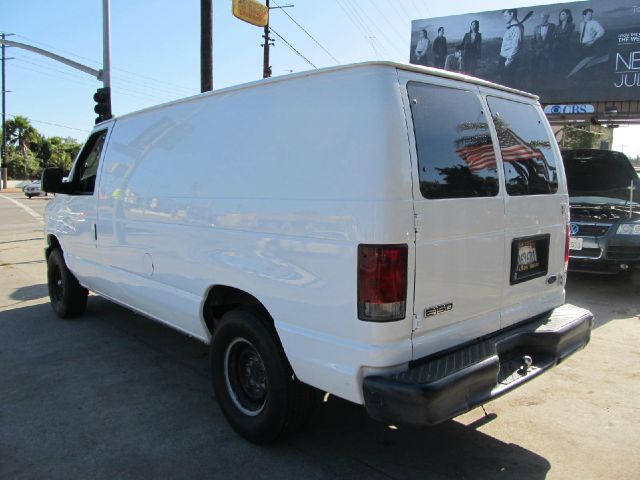 2008 Ford Econoline SE Truck