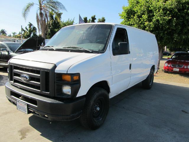 2008 Ford Econoline SE Truck