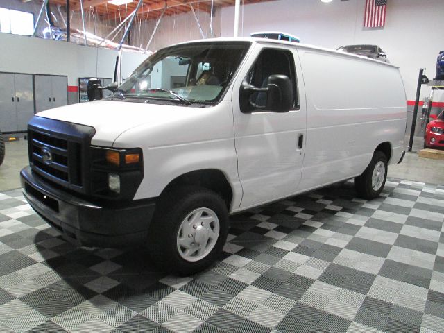 2008 Ford Econoline SE Truck