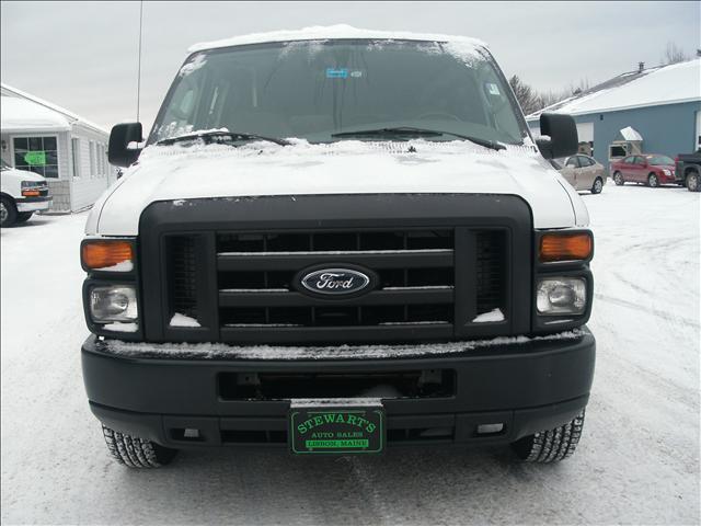 2008 Ford Econoline Base