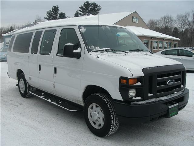 2008 Ford Econoline Base