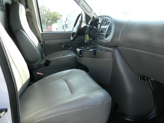 2008 Ford Econoline 2dr I4 Auto EX-L PZEV