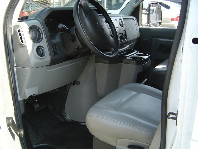 2009 Ford Econoline Awd-turbo