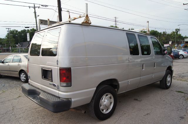 2009 Ford Econoline Awd-turbo