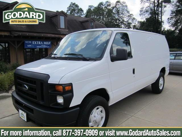 2009 Ford Econoline Sedan 1.8 S