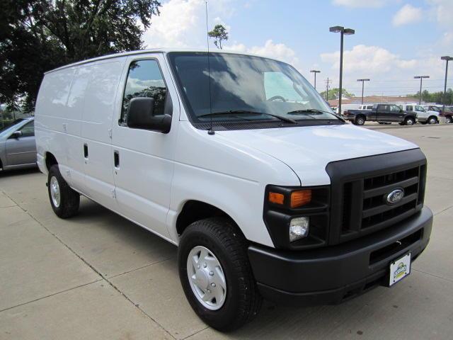 2009 Ford Econoline Sedan 1.8 S