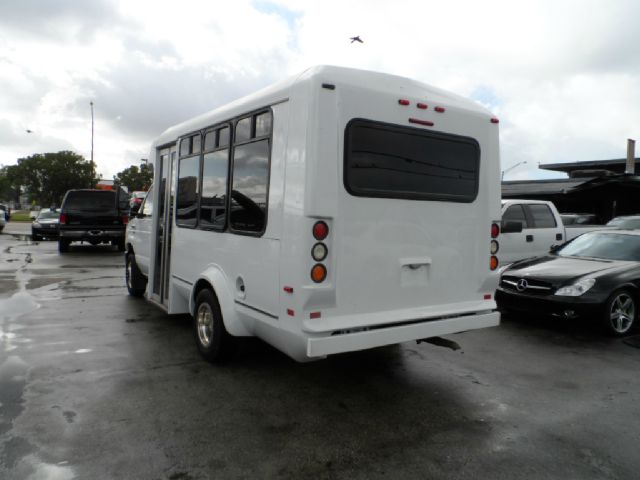 2009 Ford Econoline GT Deluxe Bullitt