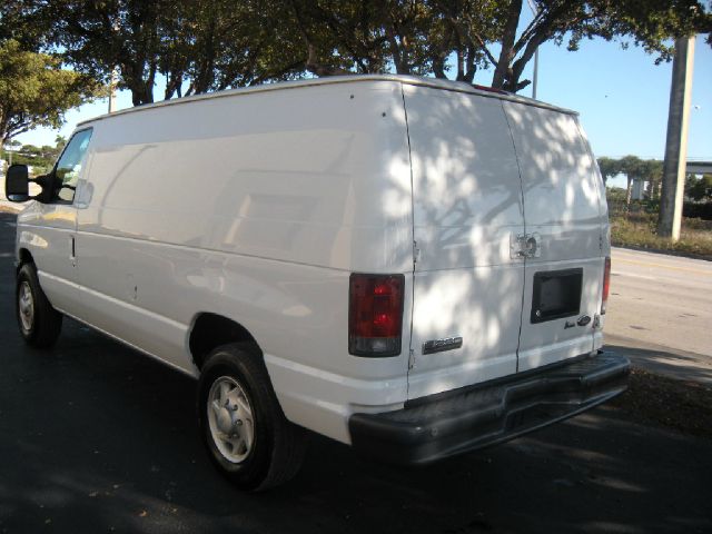 2009 Ford Econoline Awd-turbo