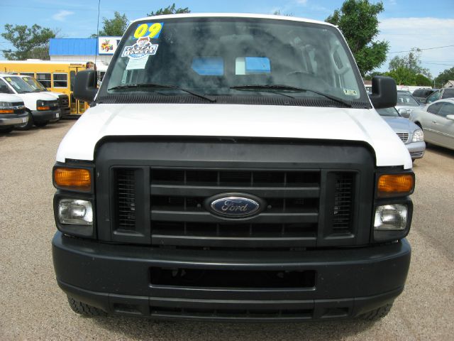 2009 Ford Econoline Awd-turbo