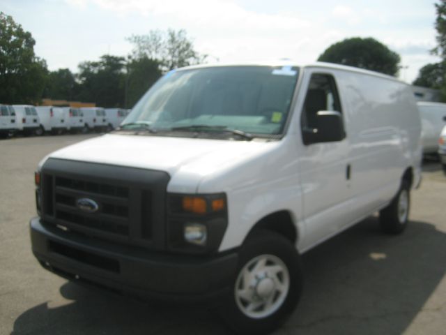 2009 Ford Econoline Awd-turbo