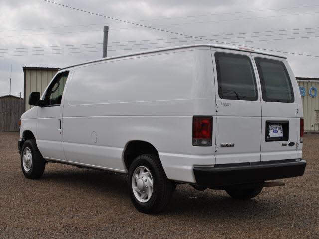 2009 Ford Econoline Unknown