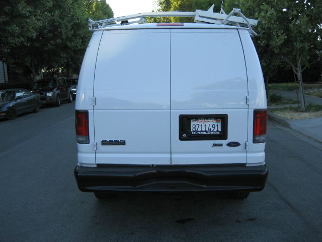 2010 Ford Econoline Awd-turbo