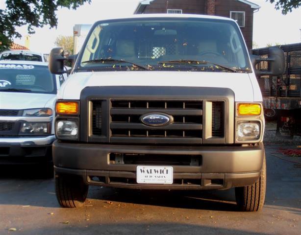 2010 Ford Econoline Sedan 1.8 S