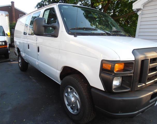 2010 Ford Econoline Sedan 1.8 S